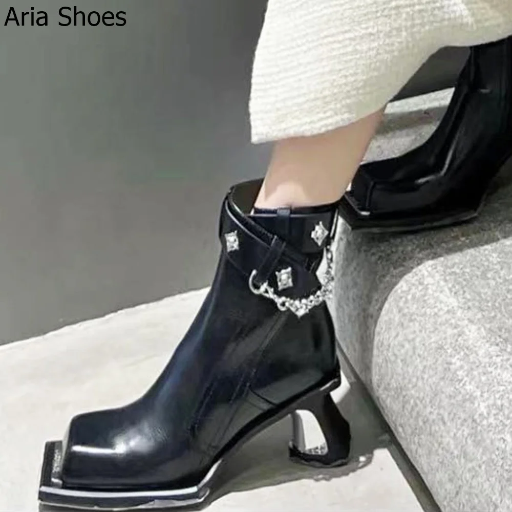 2024 New Punk Style Women Boots Metal Rhinestone Rivet Fashion Short Boots Zipper Ankle Boots Black Leather Ankle Buckle Shoes