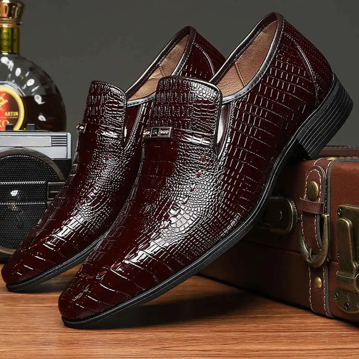 

Туфли мужские с высокой подошвой, кожаные кроссовки, повседневная обувь, роскошные дизайнерские, спортивные, для зимнего сезона 2023