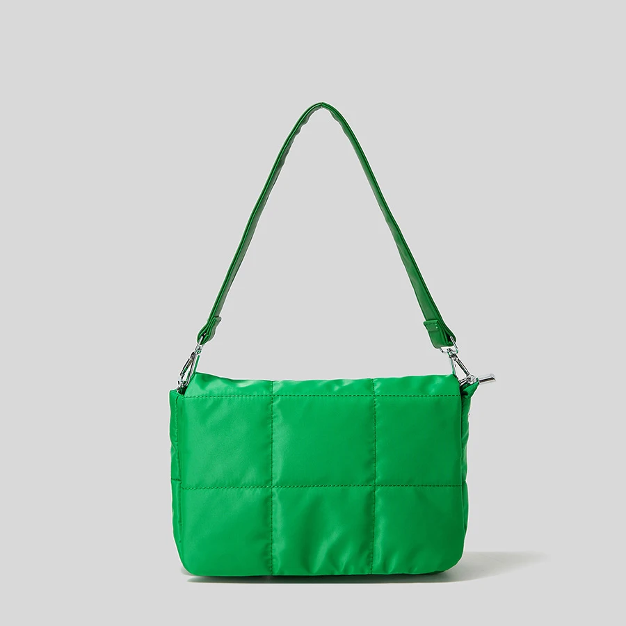 

Fashion Qulited Padded Women Shoulder Bags Designer Pillow Down Cotton Crossbody Messenger Bag Casual Nylon Big Flap Purse 2022