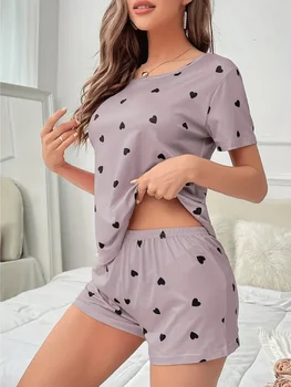 2-Piece Women's Love Print Knit Fashionable Soft Short Sleeve and Shorts Sleepwear Set for Comfortable Home Wear