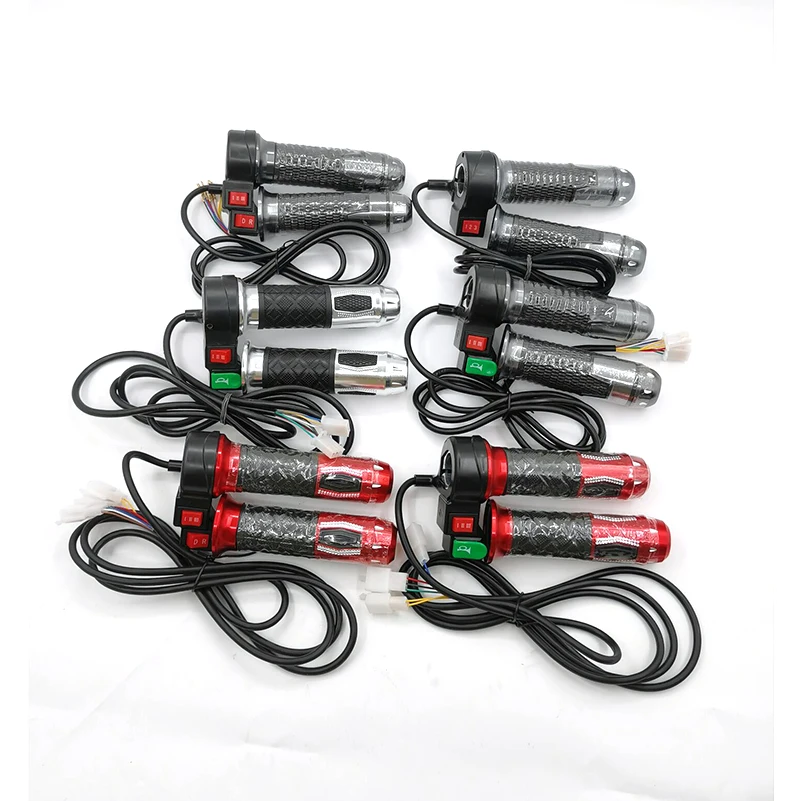 Universal Handlebar Grips with Three-Speed Throttle