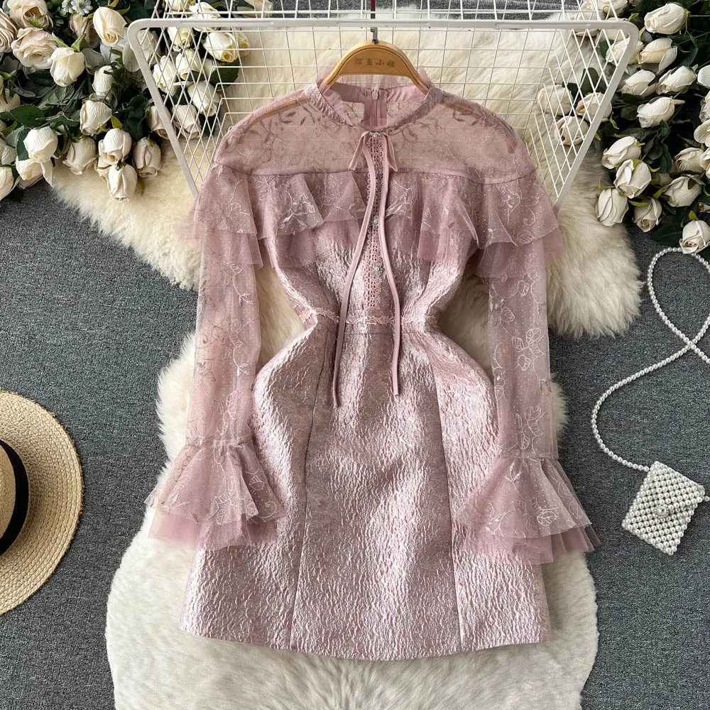 

Spring Heavy Lace Mesh Embroidery Court Style Mid-length Flared Sleeve Package Hip Princess Dress