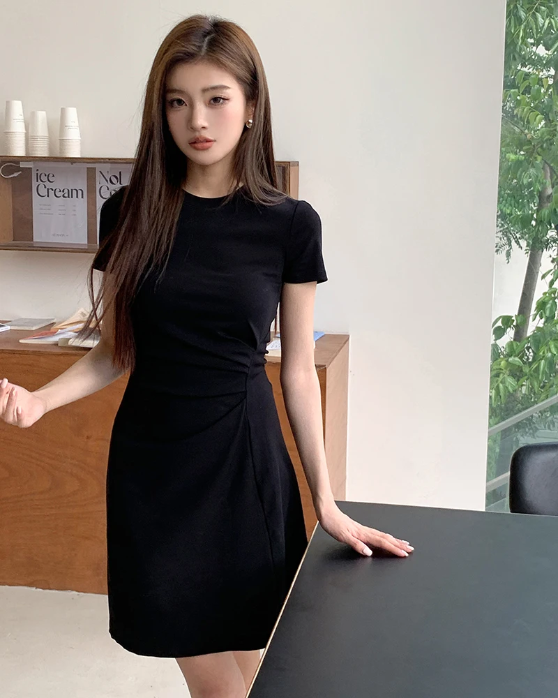 

Новинка лета 2024, Стильное женское повседневное модное Плиссированное тонкое облегающее платье с коротким рукавом и поясом, стройнящее фигуру