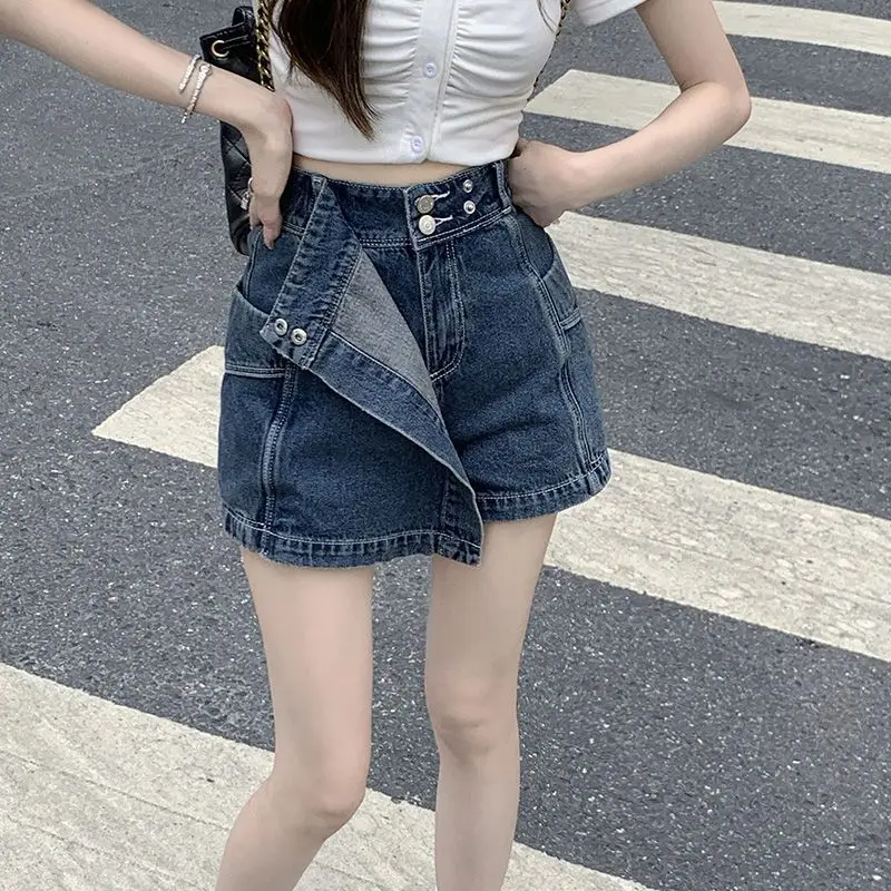 Рисунок 2 - Шорты женские Асимметричные однотонные на молнии