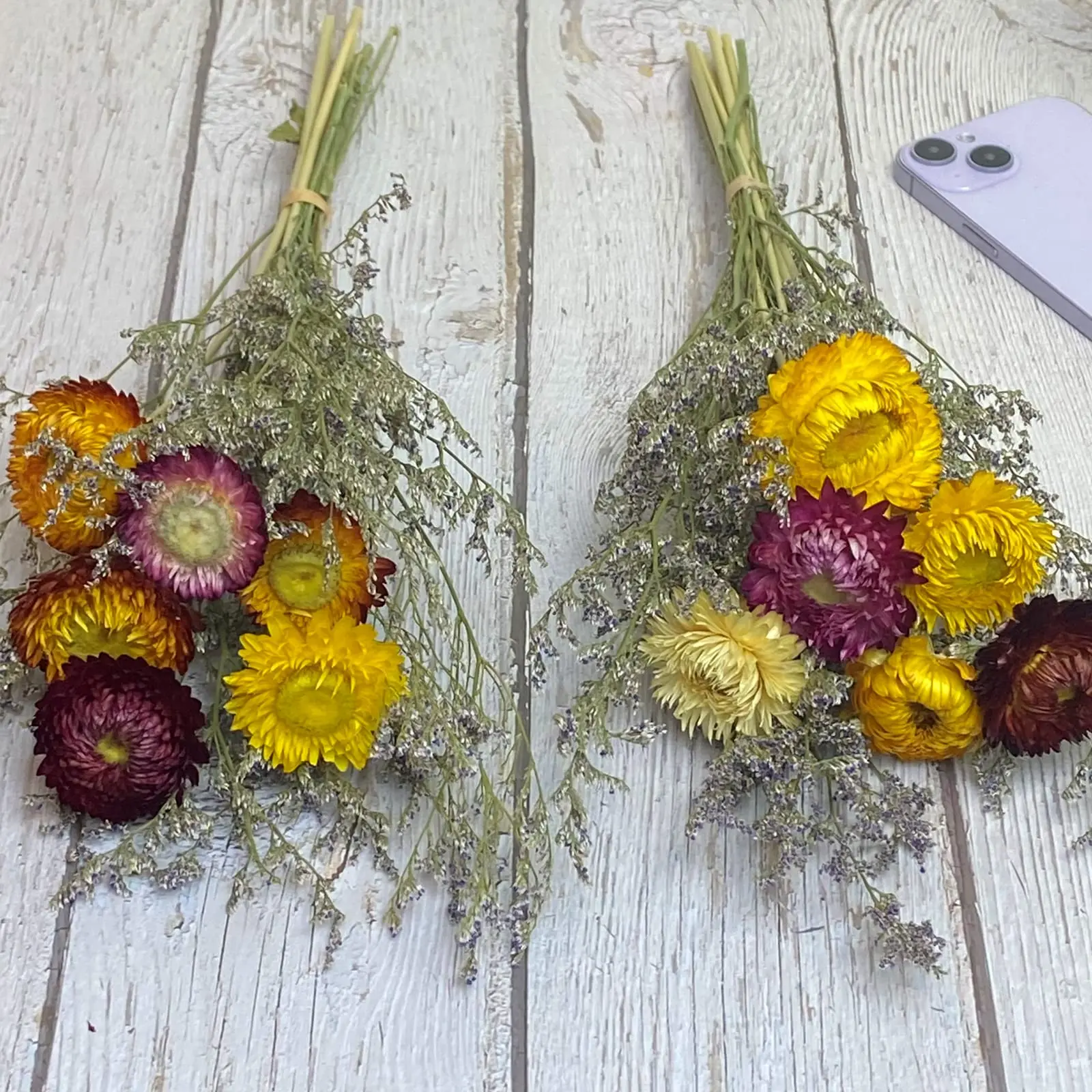 

Natural Dried Flower Bouquets,Daisy Flowers Caspia Statice Flower, Multicolor for Vase Arrangements Home Decoration Photo Props