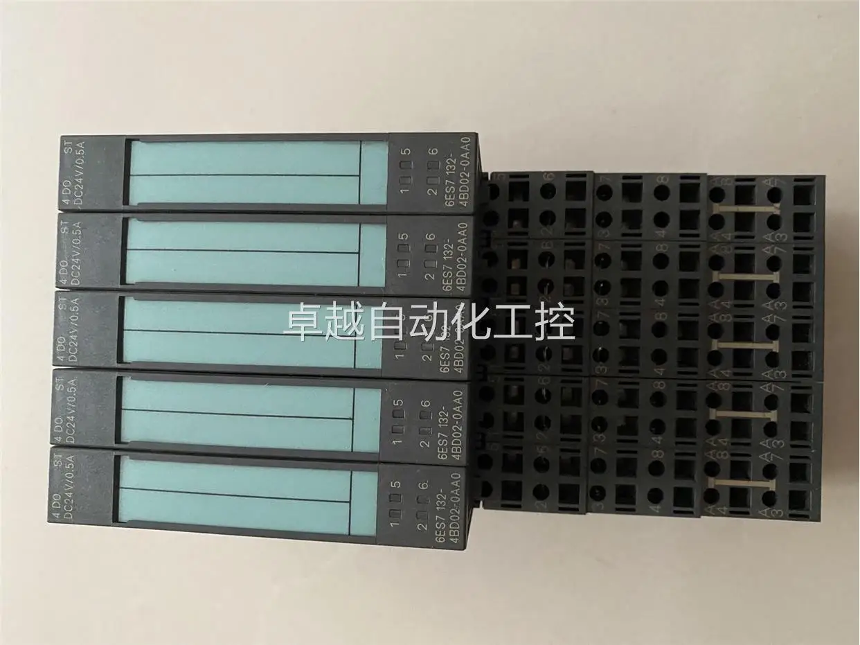 

Modular Second-Hand 9 New with Base