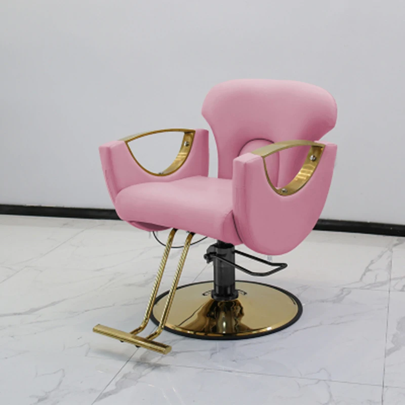 Рисунок 4 - Удобные белые парикмахерские кресла