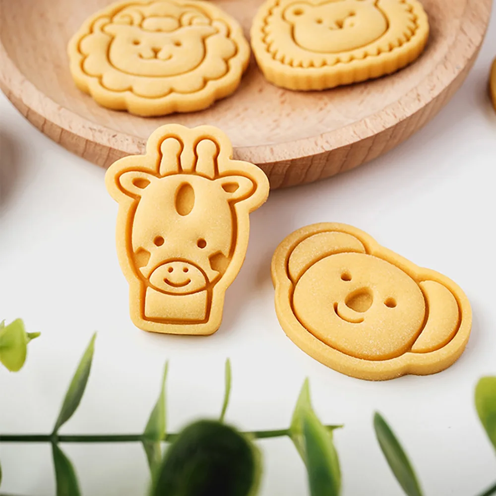 Description Picture 3 of itemCartoon Animal Cookie Mold 3D Cookie Molds Cutter Cake Decorating DIY Baking Tool