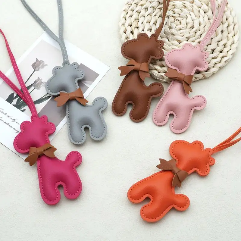 1PC PU Leather Keychain Cute Cartoon Bowknot Giraffe Pendant Keychain For Women Girls Charm Bag Hanging Car Key Holder Accessory