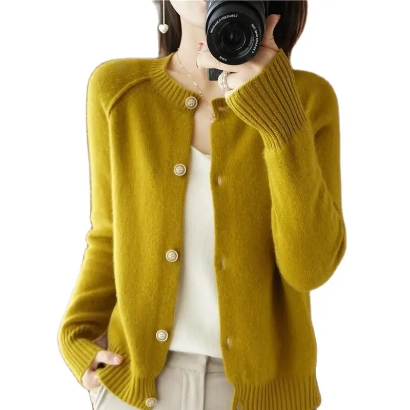 

Online Celebrity Solid Color Women's Sweater 2023 Autumn Winter New Knitted Cardigan Women's Round Neck Loose Simple Wild Jacket
