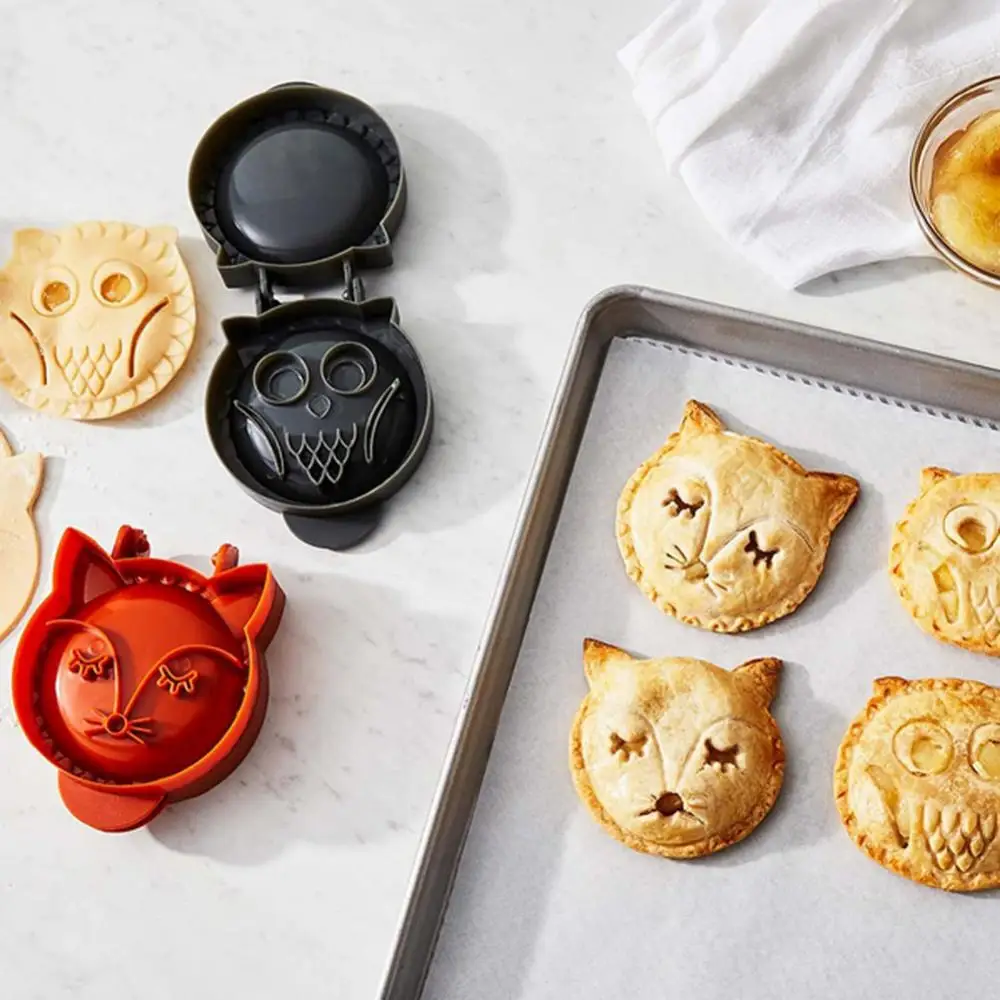 Plastic Fox Owl Shapes Hand Pie Maker Dough Presser Lattice Pie Top Cutter Molds Baking Pastry Tool Kitchen Accessories