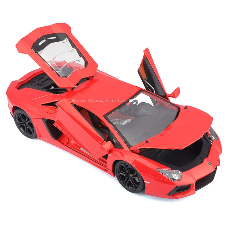 ブラーゴ　burago1/18ミニカー ランボルギーニ アヴェンタドール Amazon | ブラーゴ 1/18 ランボルギーニ アヴェンタドール LP700
