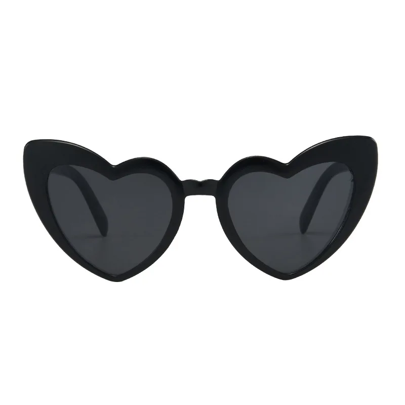 Heart Shaped Sunglasses for Women Retro Cat Eye Sunglasses Wedding Engagement Decoration Shopping Traveling Party Accessories