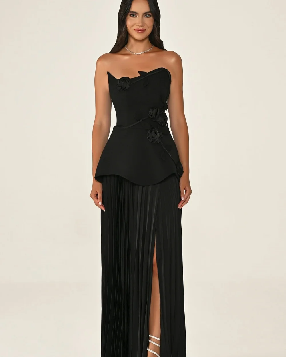 Robes longues droites froncées à fleurs faites à la main, Style moderne personnalisé, élégantes, sans bretelles, robes d'occasion sur mesure, tailles disponibles