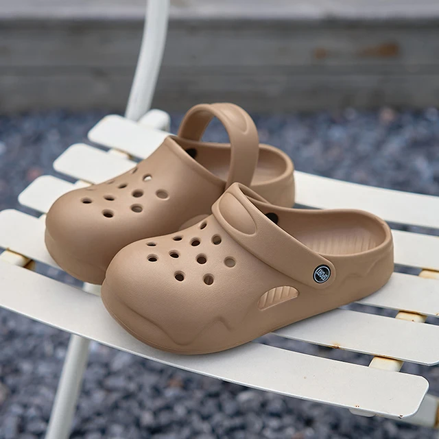 Platform Garden Shoes Women Clogs Summer Women Sandals Thick Bottom Home Slides Soft EVA Dry Wedges Beach Sandals Home Slippers 1