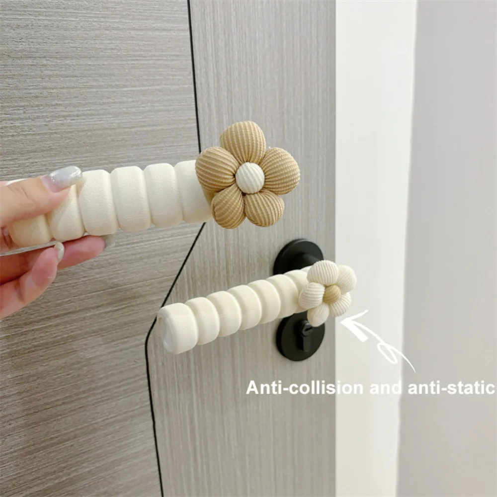 Winter Anti-static Door Knob Covers Cute Cartoon Decoration Room Doorknob Protective Sheath Metal Warmer Handle Cover EVA 1Pc