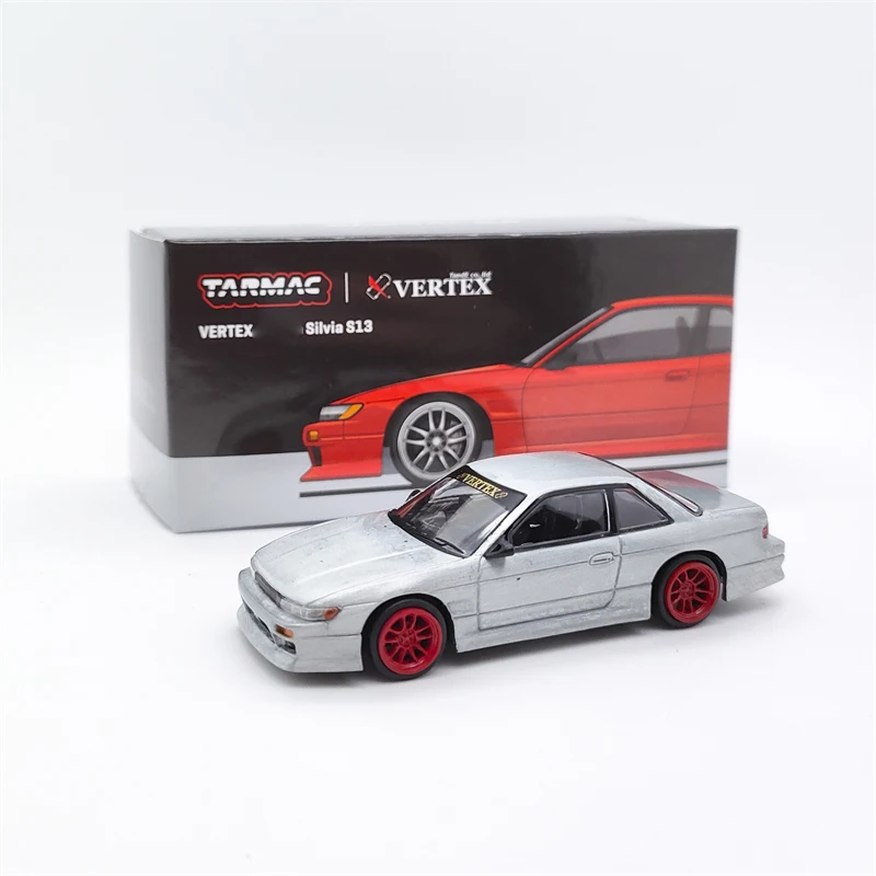 

Chase Tarmac Works 1:64 VERTEX Silvia S13 Red Metallic