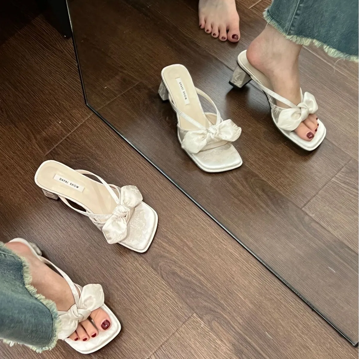 

Туфли из искусственной кожи на низком каблуке