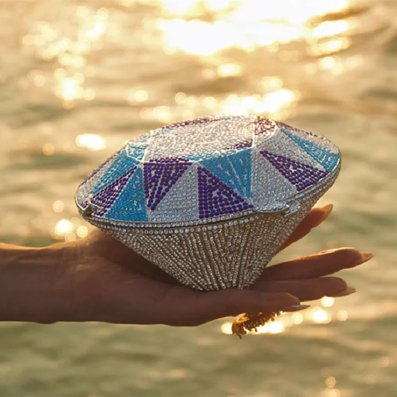Shiny Diamond Embedded Evening Bag Diamond Shaped Full of Diamonds Handheld Flat Bottom Banquet Bag Evening Gown Bag