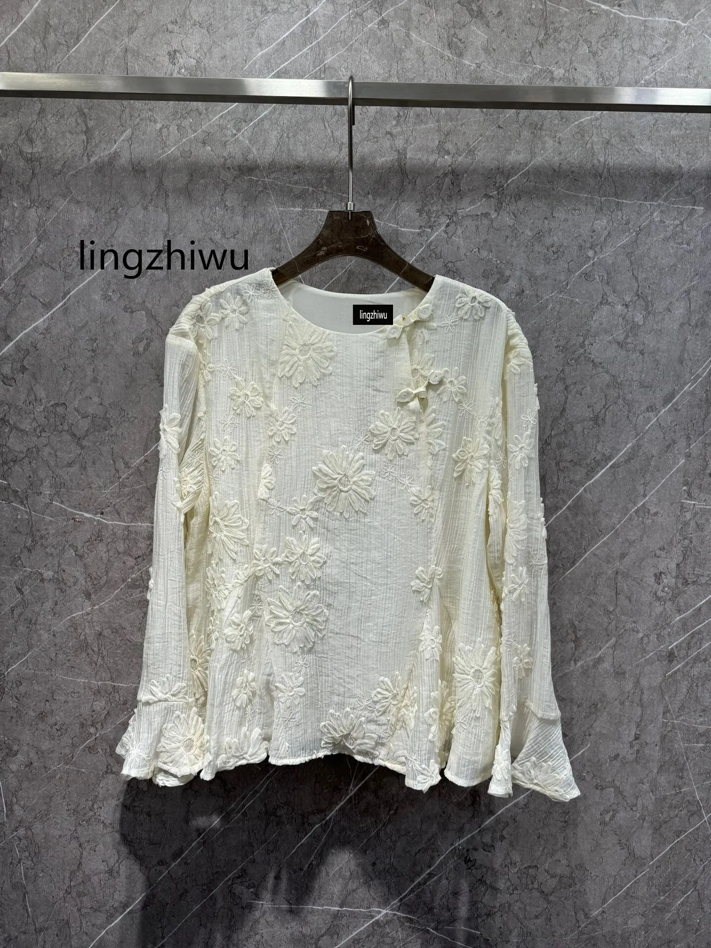 

ingzhiwu Three-Dimensional Flower Top 2024 Spring Female Handmade O-Neck Ruffles Sleeve Fashion Tops New Arrive