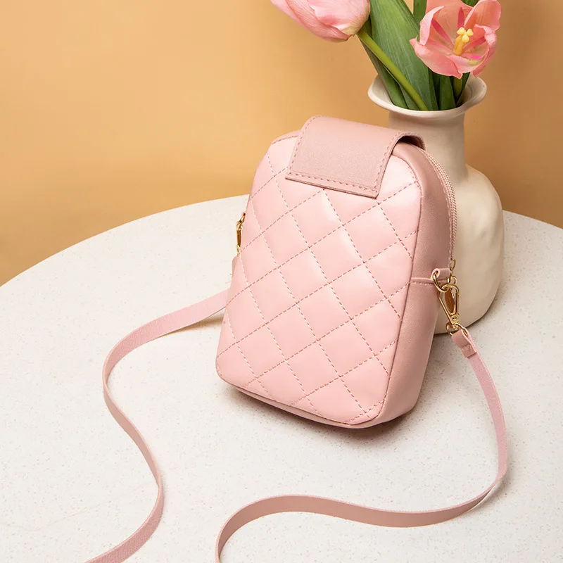 New Women's Bag Cute Lingge Chain Trendy and Fashionable Small Bag Mobile Bag Women's Summer