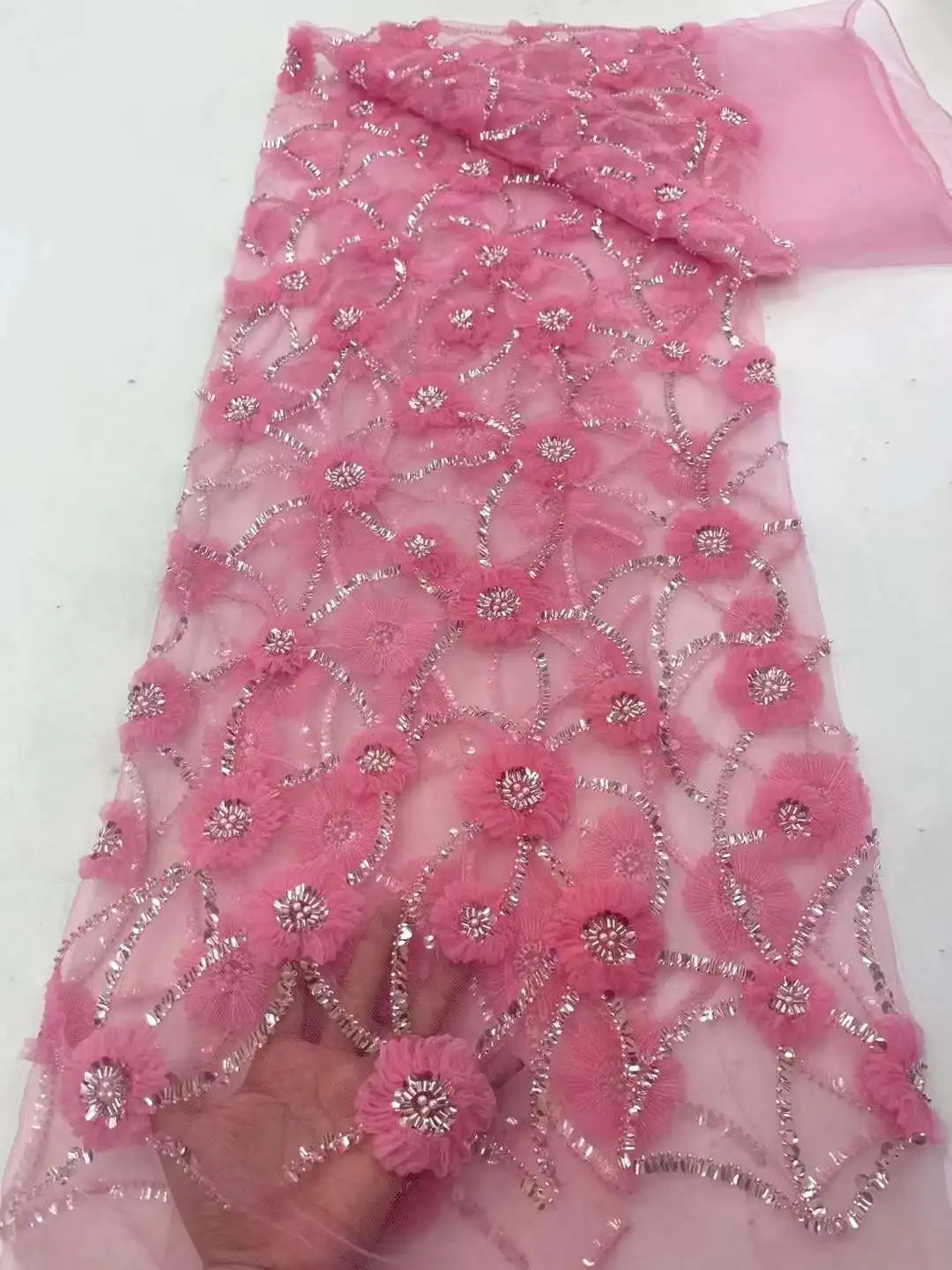 

Nigerian Sequin Fabrics Beaded Lace Fabric Pink Embroidered Tulle Fabric African Lace Fabric for Wedding Party Dress Sew