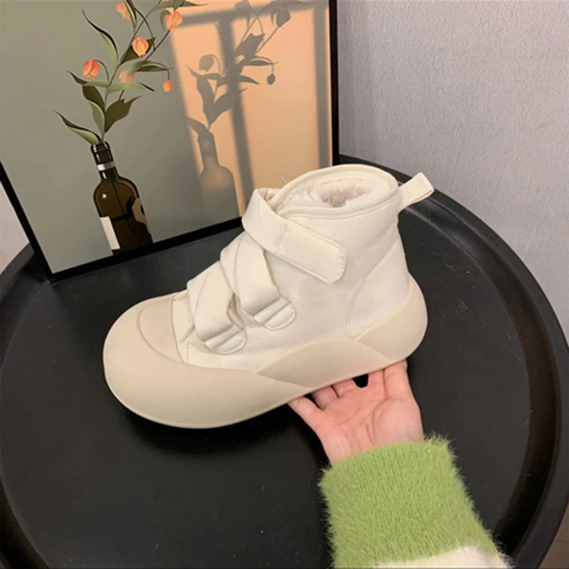 

Женские сапоги на плоской подошве, из флока, до середины икры, с круглым носком, на шнуровке