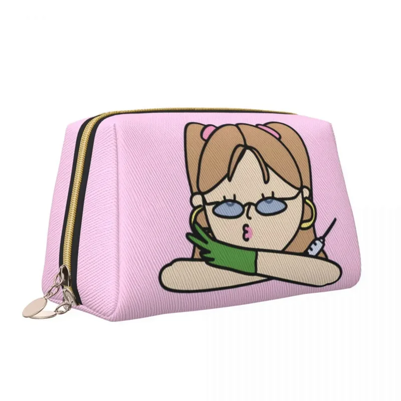 

Doctor Nurse Enfermera En Apuros Leather Makeup Bag Fashion Large Capacity Cosmetic Bag Merch Woman Zipper Toiletry Case