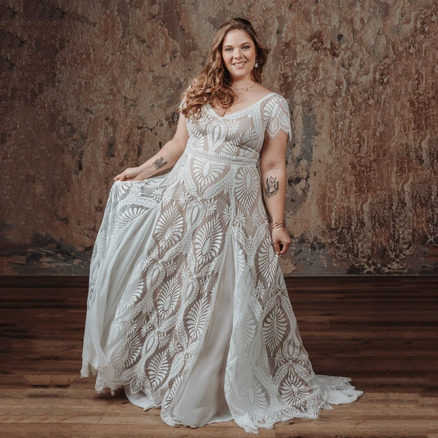 plus size bohemian wedding dress