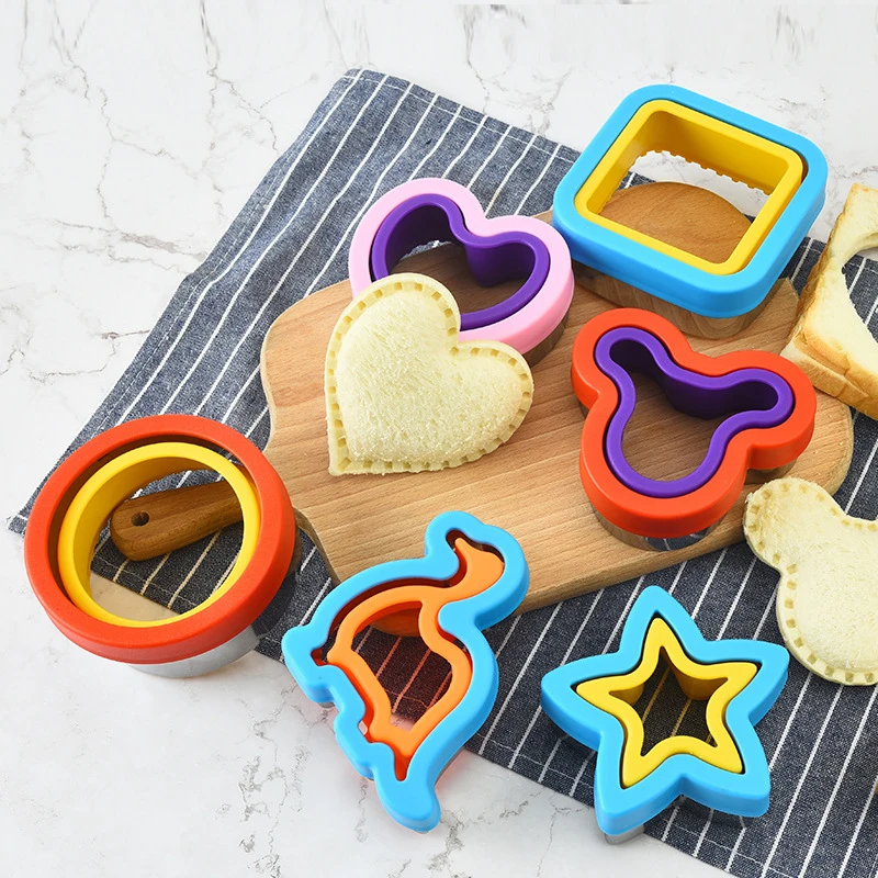 Sandwich Cutter and Sealer Set for Children Kids DIY Cookies Mold Food Fruit Vegetable Cutters