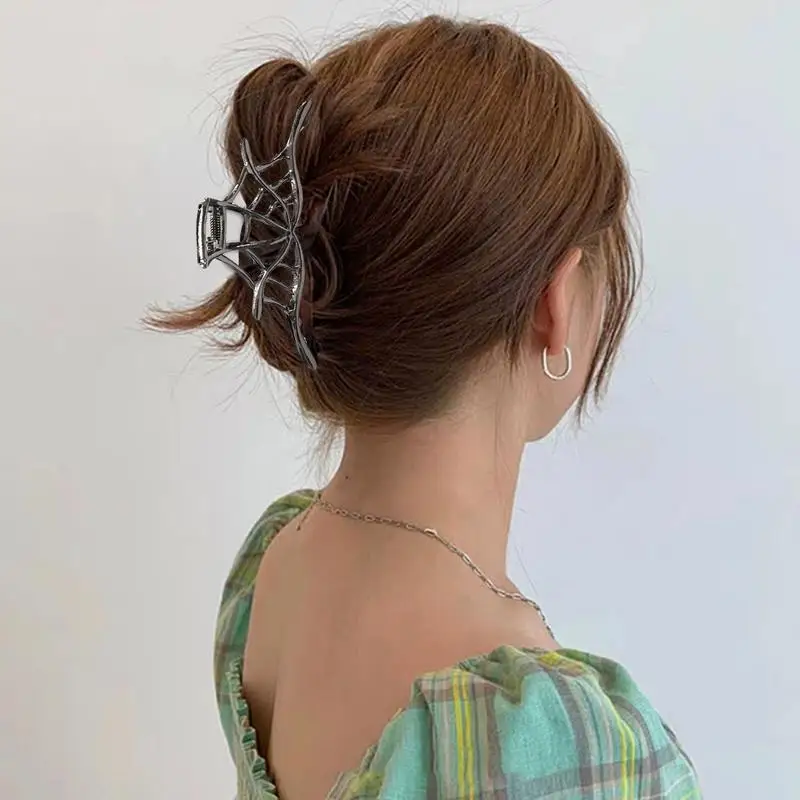 Halloween-Haarspangen – Spinnennetz-Design, Silberfarben | Metall-Klauenclips, Rutschfest