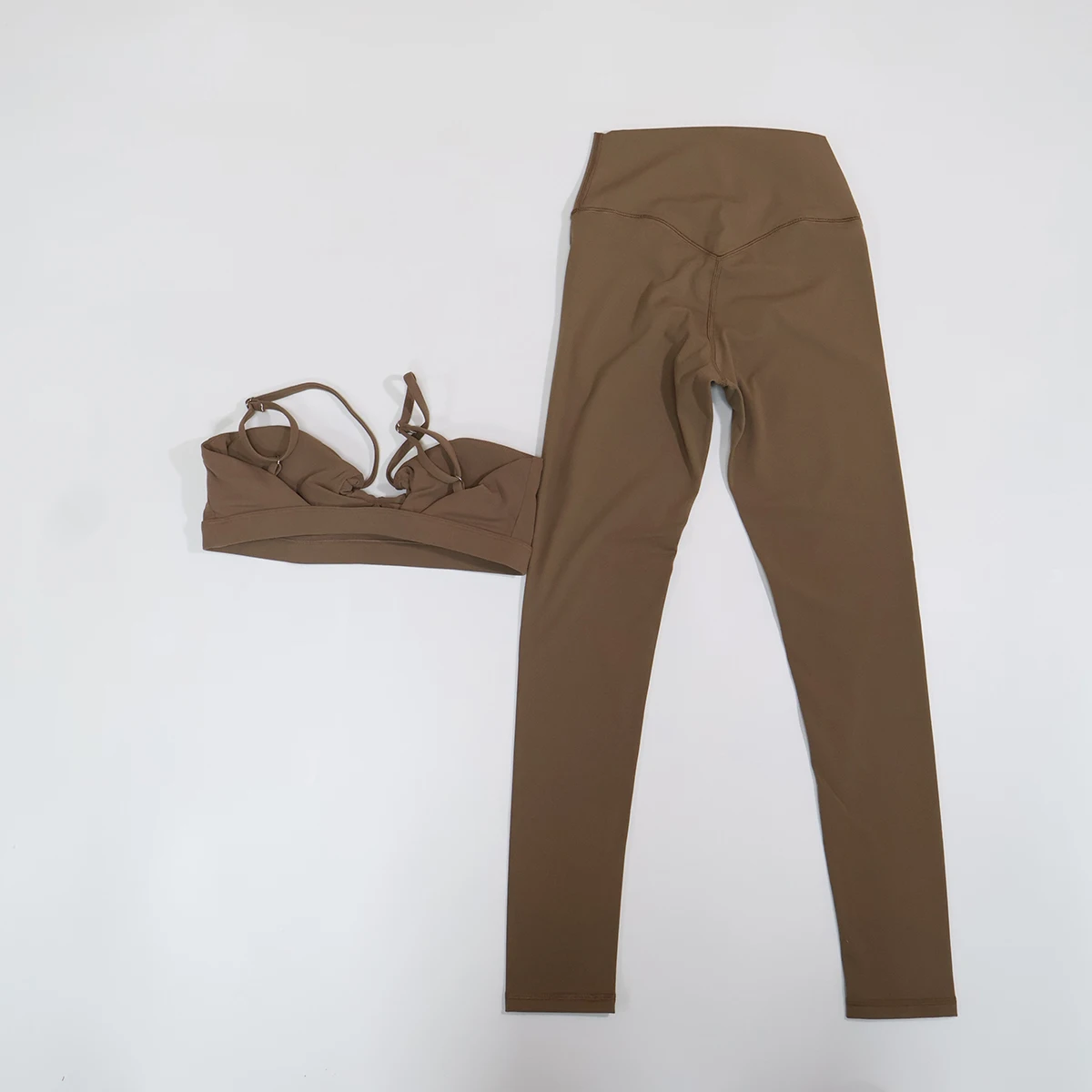 Weiches Zweiteiliges Sportset für Damen mit Überkreuz-Bandeau-Top, Yoga-Gym-Outfit, Sportbekleidung für Frauen, Lässige Bequeme Fitnesskleidung – Detail 6