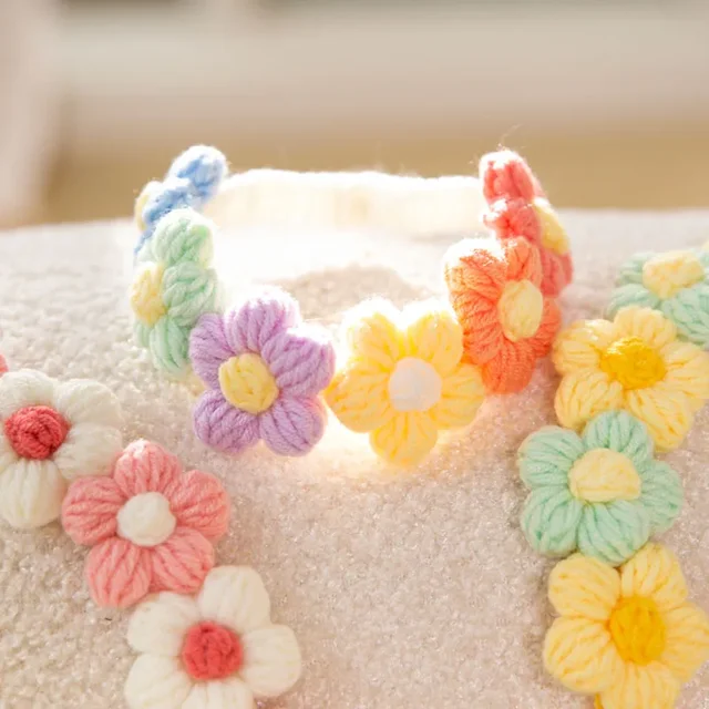 Cute Ins Style Cat Dog Knitted Collar Crochet Flowers Collar Pet Drool Scarf Bib Pet Necklace Accessories Pure Hand Knitting 3