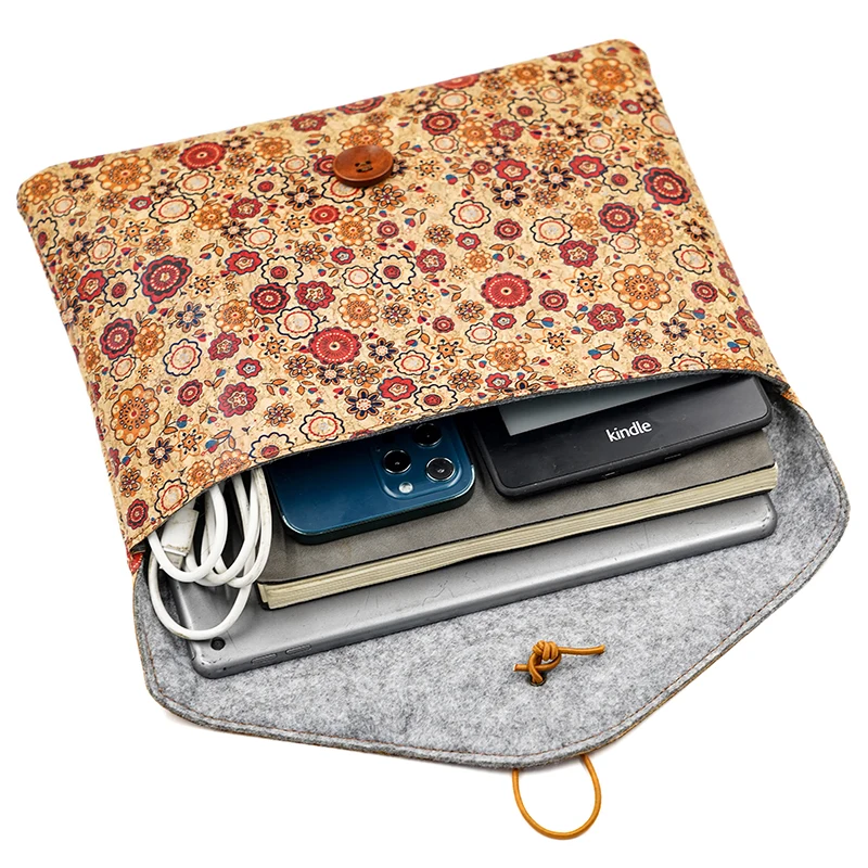 Eco-Friendly Cork Cloth Laptop and Tablet Sleeve