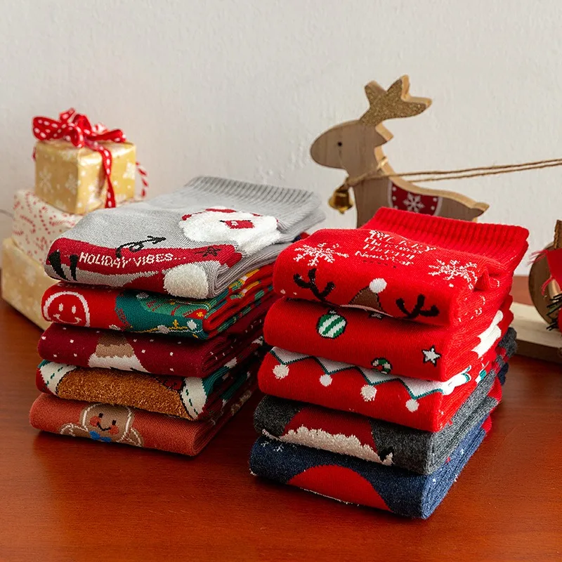 Christmas Gift Cute Autumn Winter Cartoon Snowflake Santa Claus Christmas Tree Gingerbread Reindeer Warm Socks