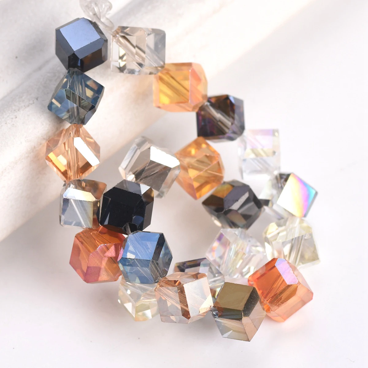 30pcs 6mm Diagonal Hole Cube Faceted Colorful Crystal Glass Loose Beads For Jewelry Making DIY Crafts Findings 5pcs transparent 27mm austrian element peach heart pendant sun catcher crystal chandelier decor faceted glass prism love beads