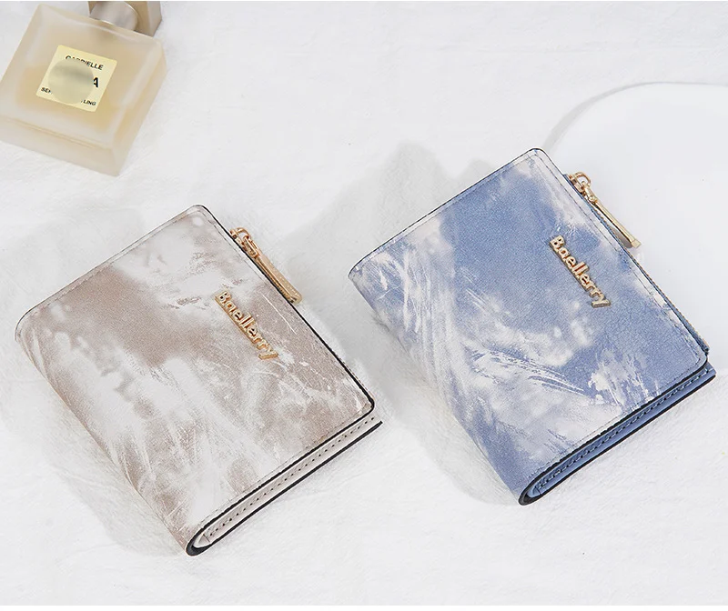 Geldbörse: Neue, kurze Geldbörse für Damen im Tintenmalerei-Stil, Münzfach für mehrere Karten, durchgehendes Geldscheinfach und Seitentaschen mit Reißverschluss für Münzen und Ringe._voghion.com