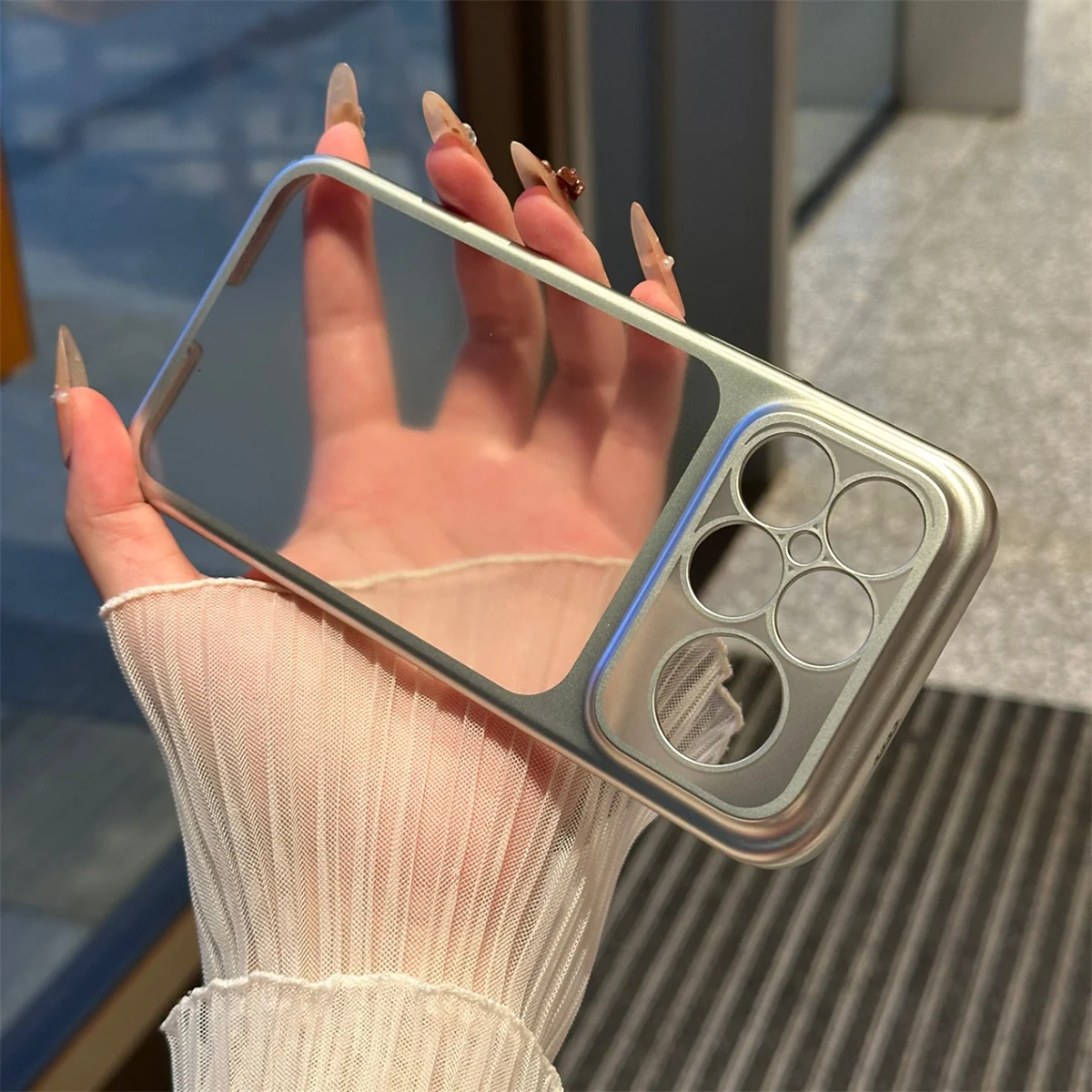 Ultra-Thin Luxury Plating Matte Transparent Phone Case - Sleek Protective Clear Cover
