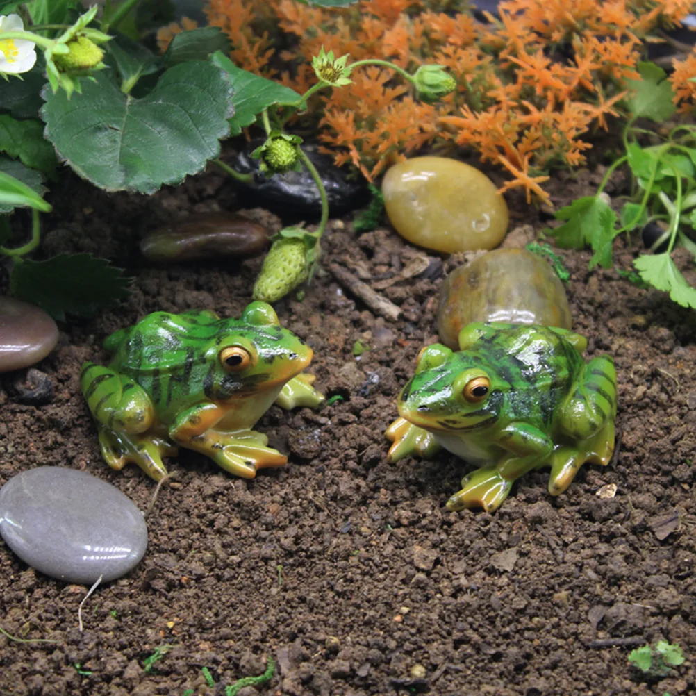 

2 Pcs Cakes Micro Landscape Simulation Frog Ornament Mini Frogs Figurines Resin Container Decors Adornments Toddler