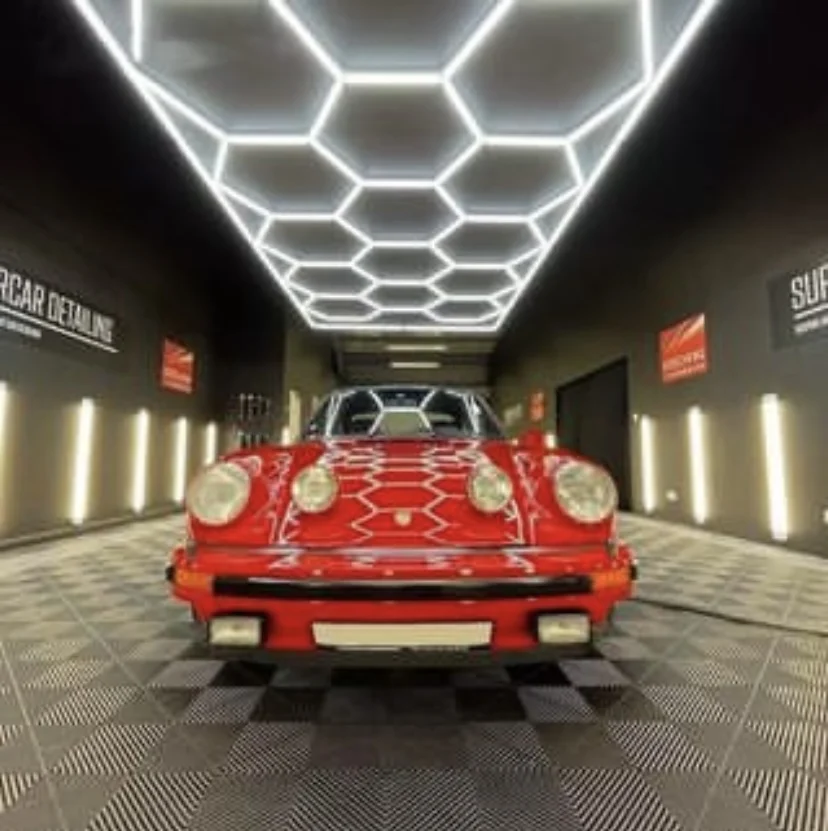 

Hexagonal Work LightCustomized LED Workshop with The One-step Installation for The Car Detailing and Polishing Lights