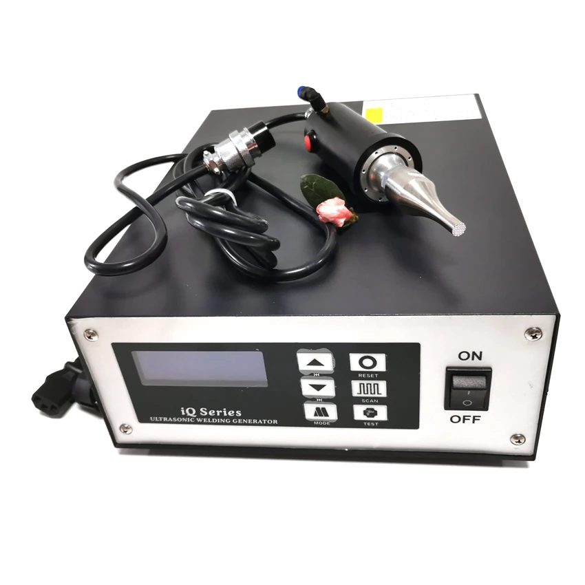 

28khz/35khz/40khz Automatic Frequency-tracking Ultrasonic Welding Machine Generator With Transducer