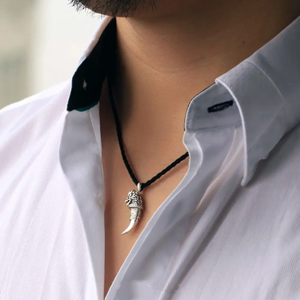 1PC Hot Men Mens Punk Domineering Titanium Shape Gift Pendant Necklace Wolf Tooth Totem