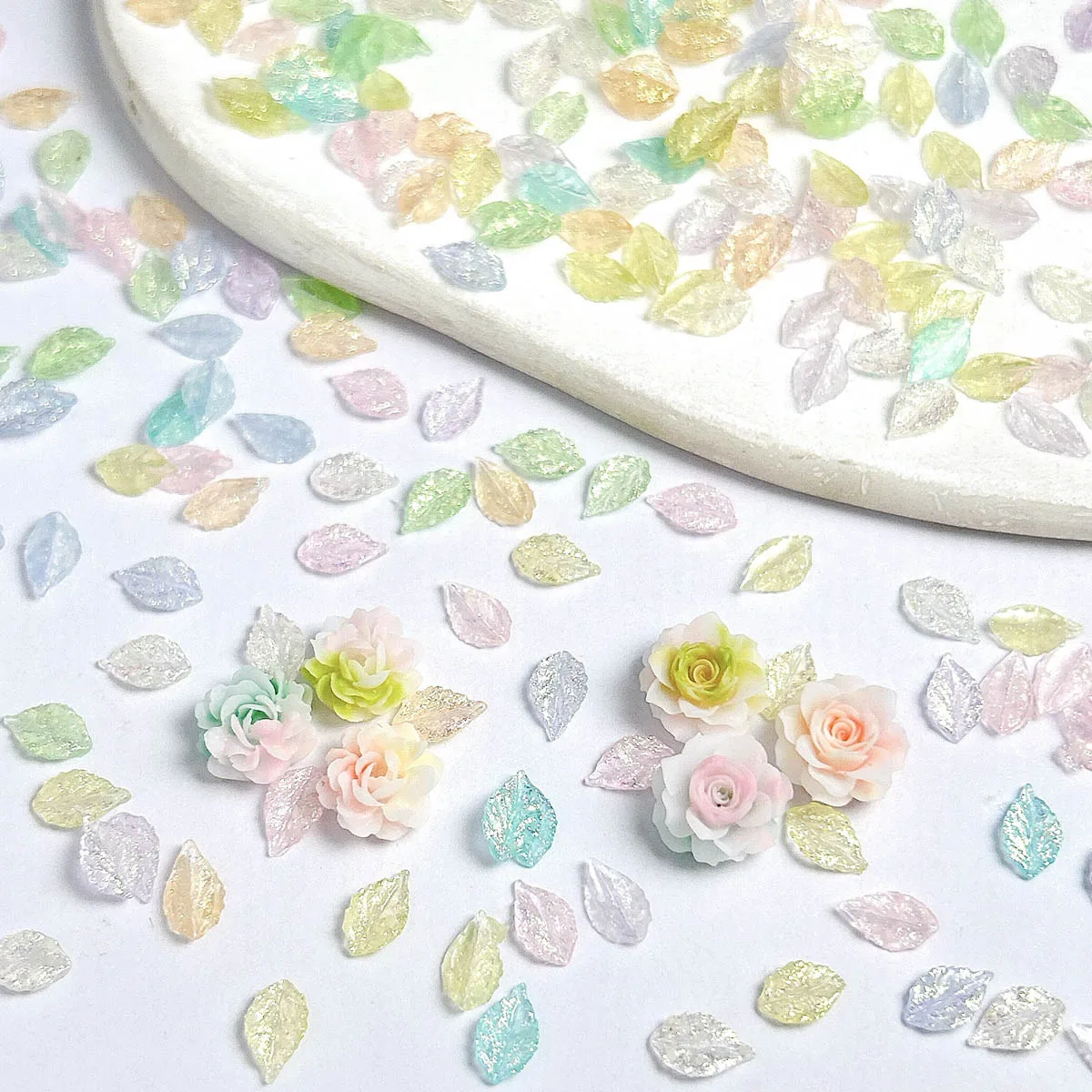 50개 단색 반투명 잎 모양 레진 네일 참 3D 창의적인 꿈같은 발광 잎 네일 아트 장식 DIY 네일 용품