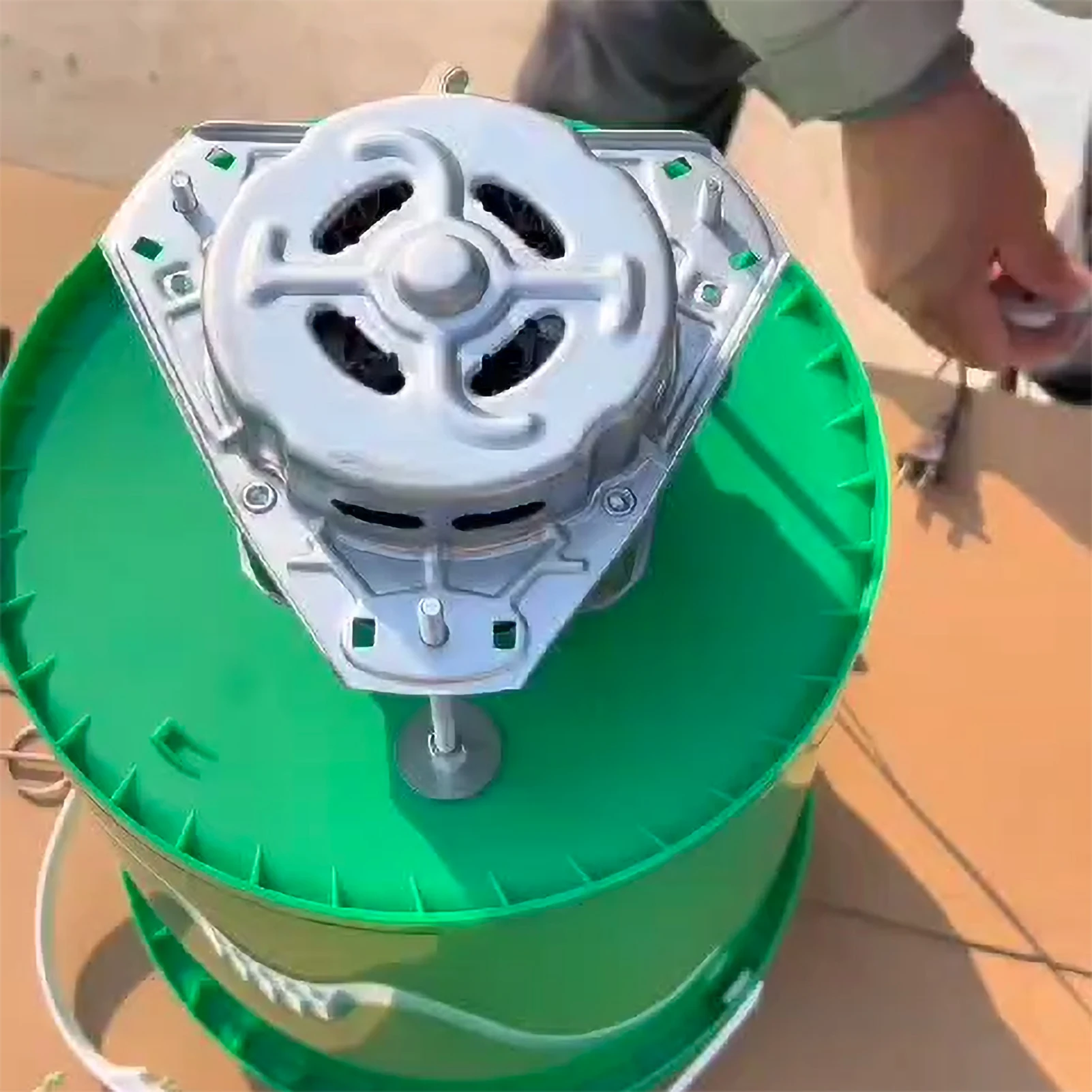 Electric Motor 850W 220V for Grass Shredder Farming Fruit Vegetable Cuter with Fix Screws and With Capacitor electric motor