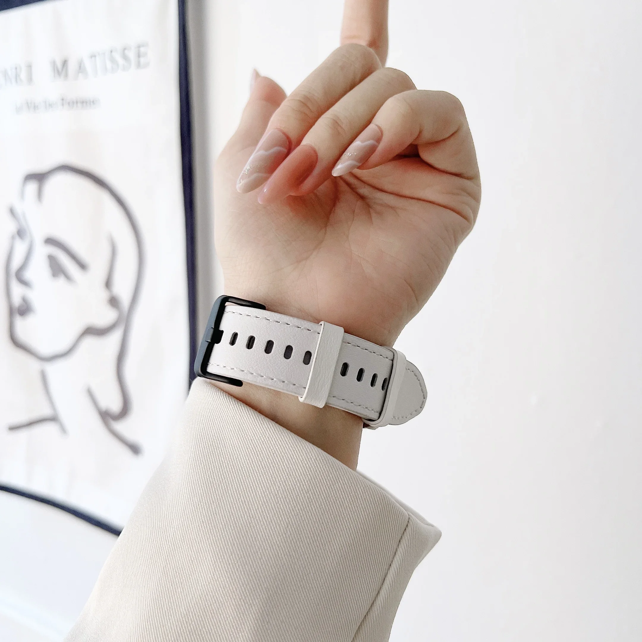 Genuine Leather Strap - Premium Comfortable Bracelet for Smartwatches