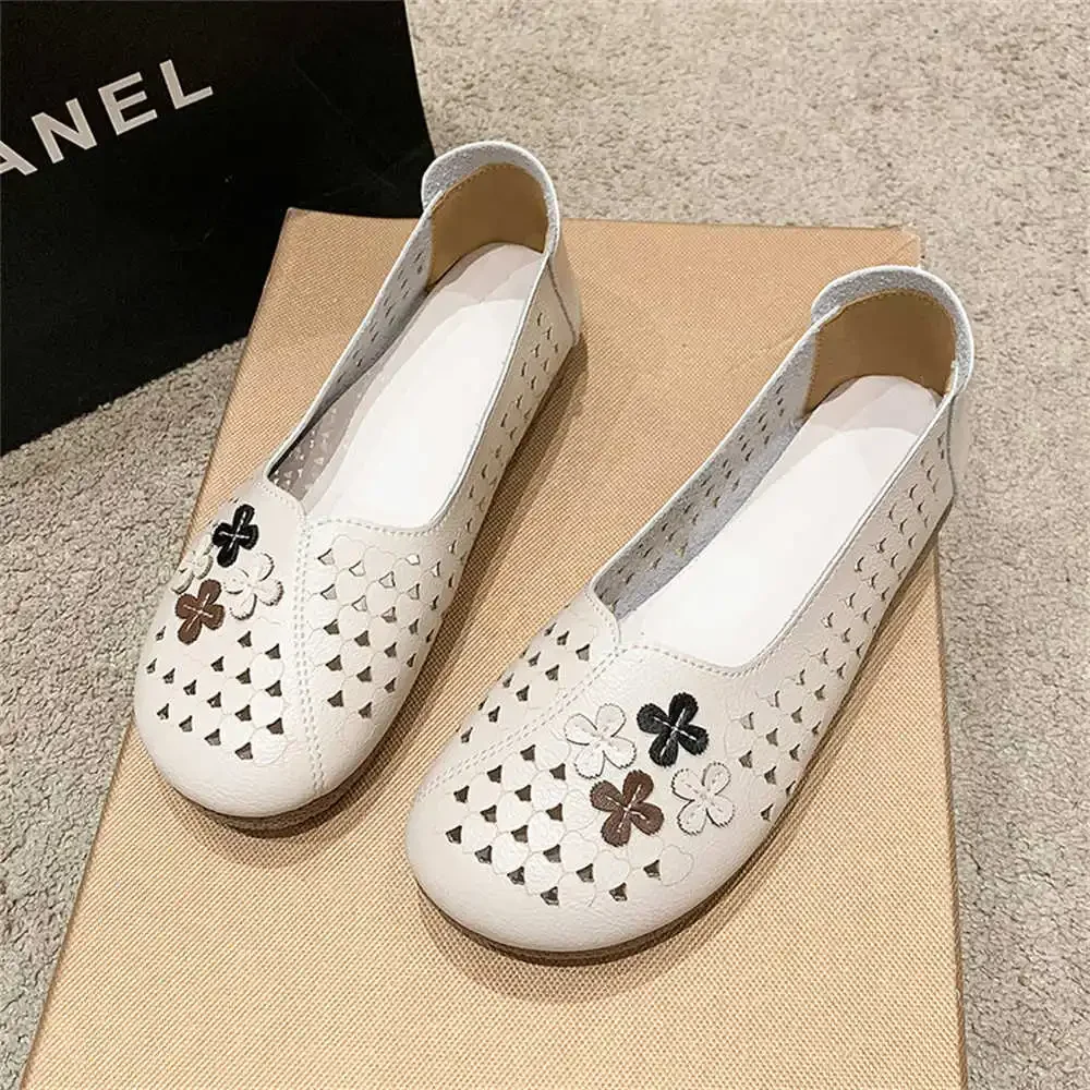 Parties Khaki Women's Shoes 33 Tennis Sports For Women Sneakers New Fast Tenis Brand Name What's Sneachers Donna Krasofka