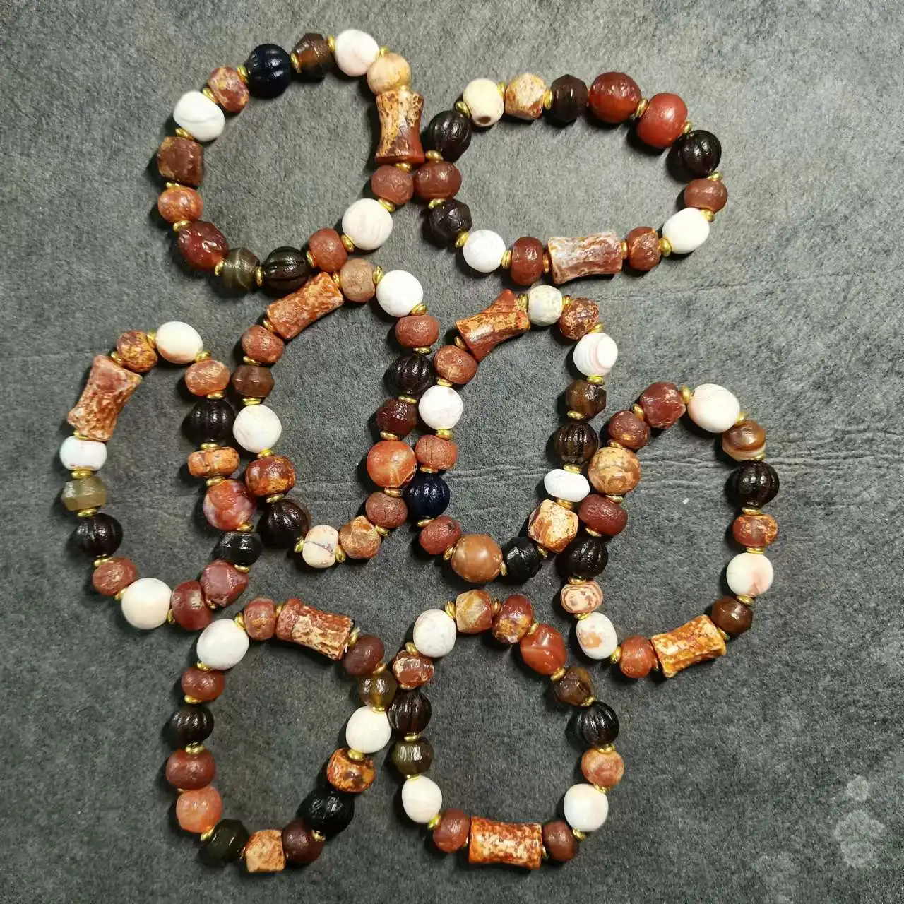 1Pcs/Lot Various Shapes Design Ancient Weathered Natural Old Agate Beads Bracelet Precious Gem Jewelry Amulet Folk-Custom Taki