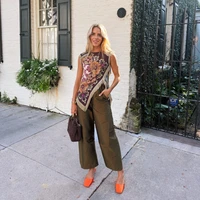 Haut à imprimé floral tendance avec franges pour femme, chemisier en satin vintage à col rond sans manches et ourlet asymétrique, hauts chics pour femme 2026 5