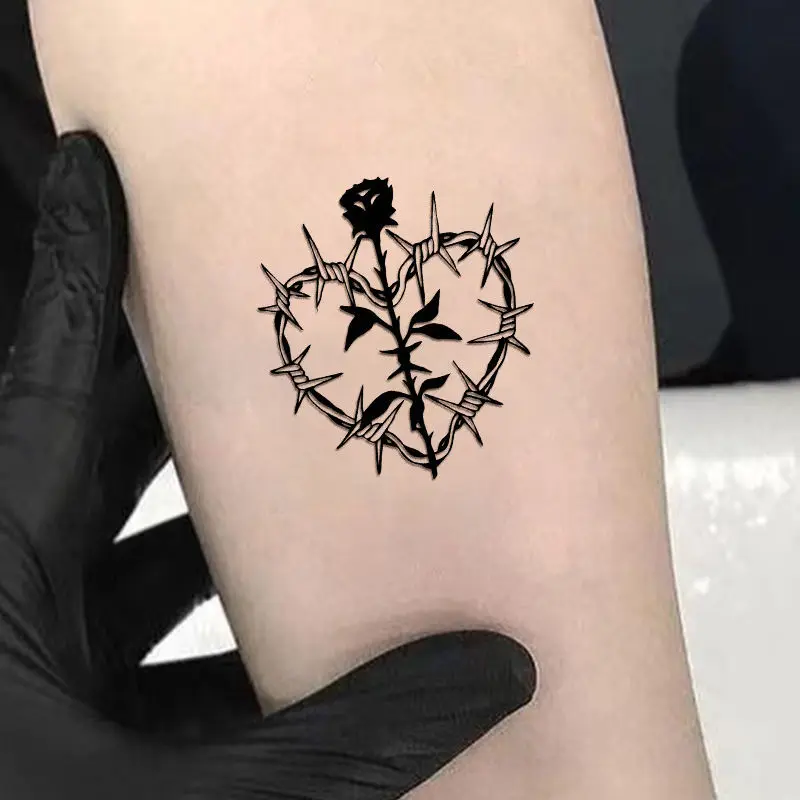 

Водостойкие татуировки-наклейки для женщин и мужчин, Временные татуировки на тело, руки, бедра, сердце, роза, шипы, сексуальная девушка, новинка 2023