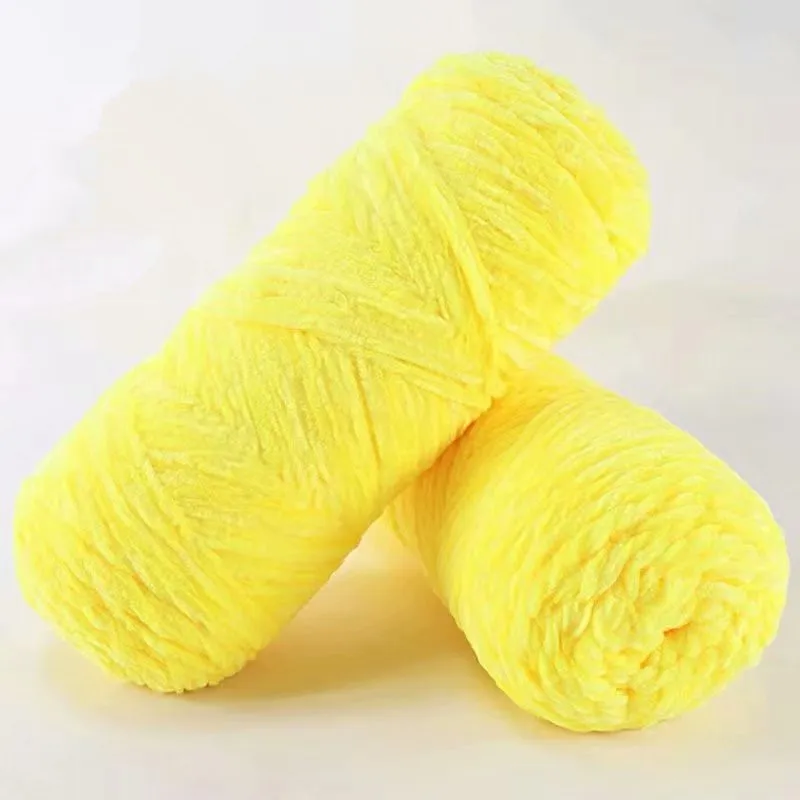 Luxurious Velvet Chenille Yarn for Amigurumi and Knitting - Soft, Plush, 100% Polyester (100g, 130m)